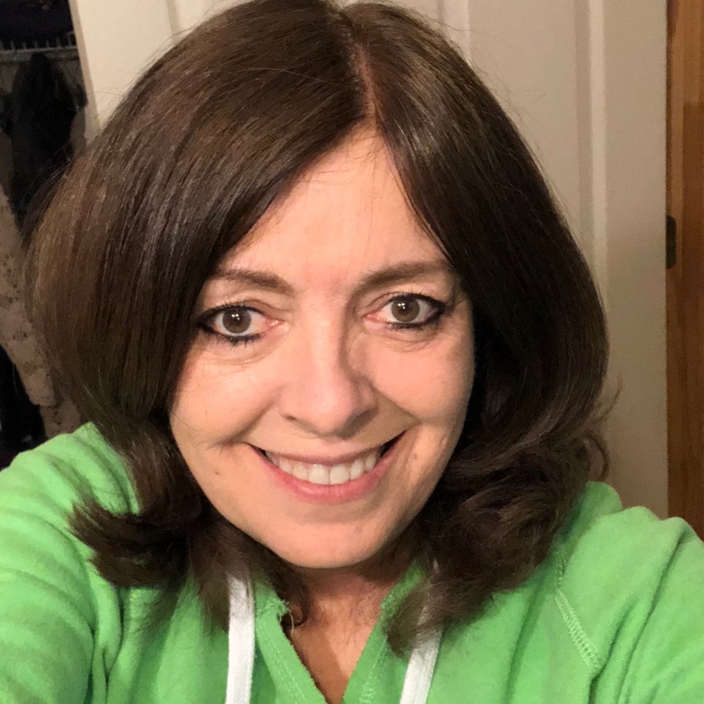 Meet your Posher, Laura